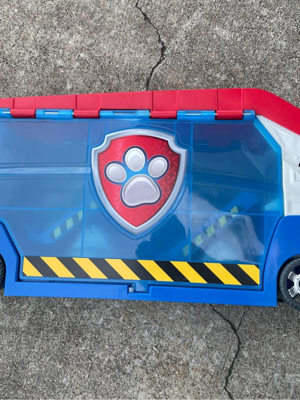 Paw Patrol Carrying Case with Blue, Red and Yellow Accents